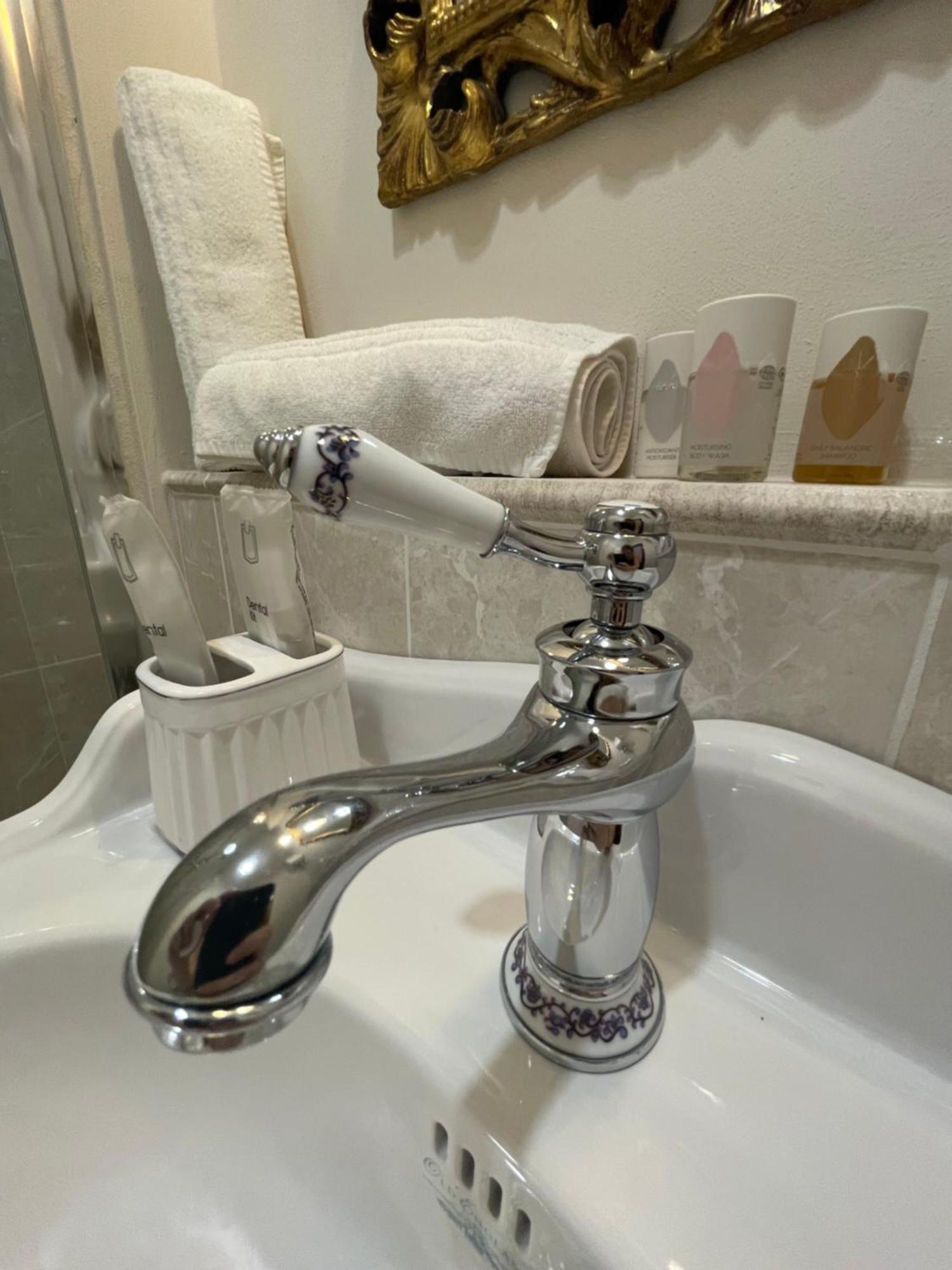 キウージ Residenza Dei Ricci Bed & Breakfast エクステリア 写真